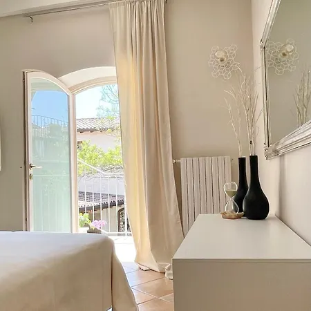 Borgo Dei Sogni Lägenhet San Felice del Benaco