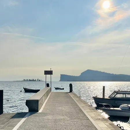 Borgo Dei Sogni Lägenhet San Felice del Benaco